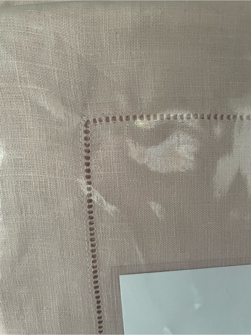 Six (6) SFERRA Festival - Petal Linen Placemats - Picture 8 of 9